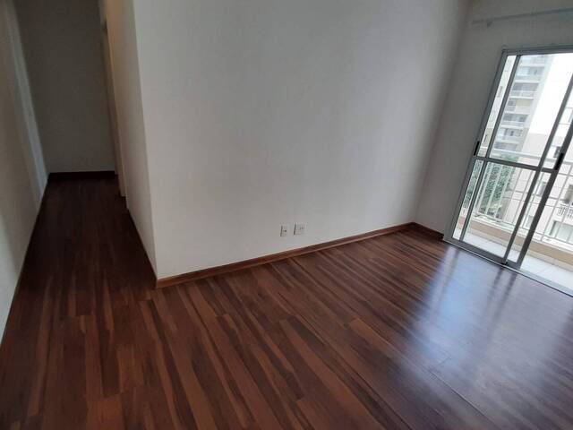 #215 - Apartamento para Venda em Barueri - SP