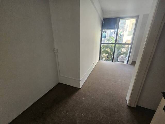 #288 - Sala para Locação em Barueri - SP