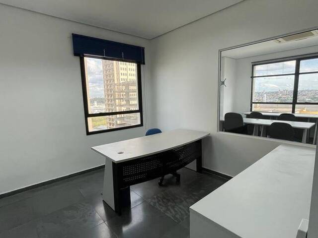 Sala para Venda em Barueri - 4