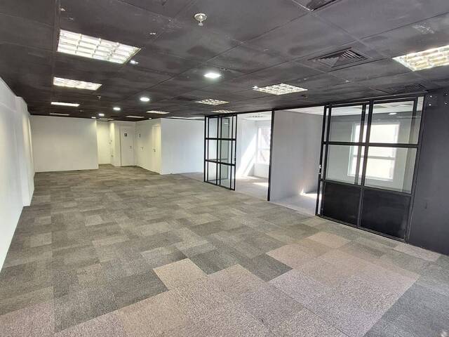 #298 - Sala para Locação em Barueri - SP