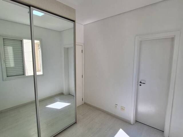 #301 - Apartamento para Locação em Santana de Parnaíba - SP