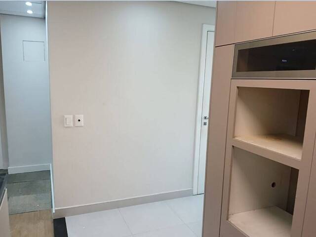 Sala para Venda em Barueri - 3
