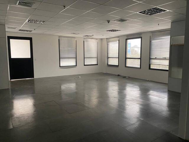 Venda em Alphaville Empresarial - Barueri