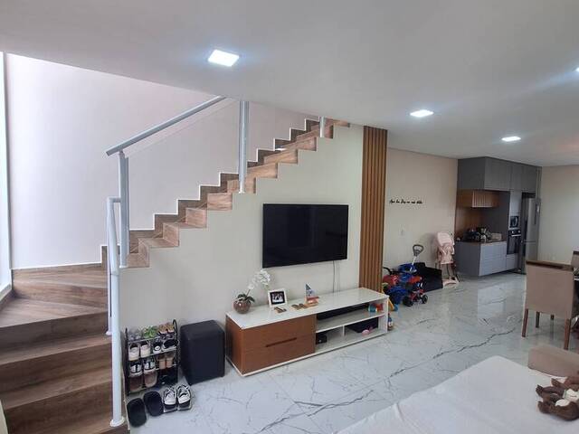 #364 - Casa para Locação em Santana de Parnaíba - SP