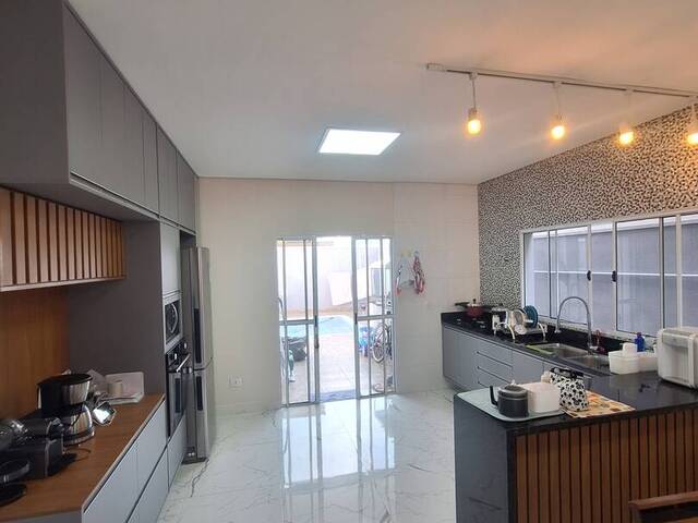 #364 - Casa para Locação em Santana de Parnaíba - SP