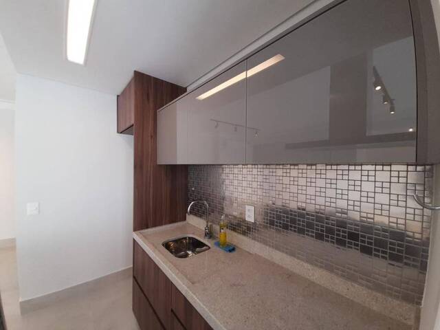 #381 - Apartamento para Locação em Barueri - SP