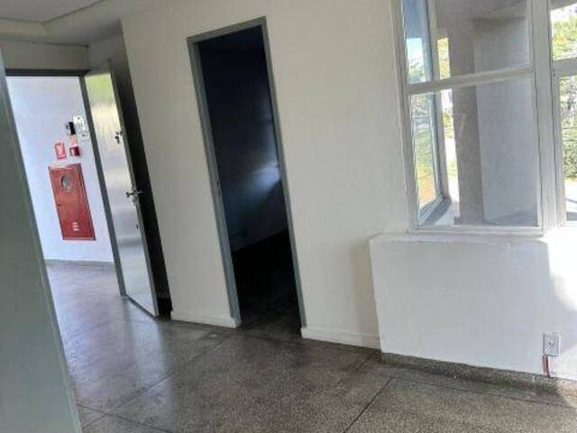 #385 - Sala para Locação em Barueri - SP