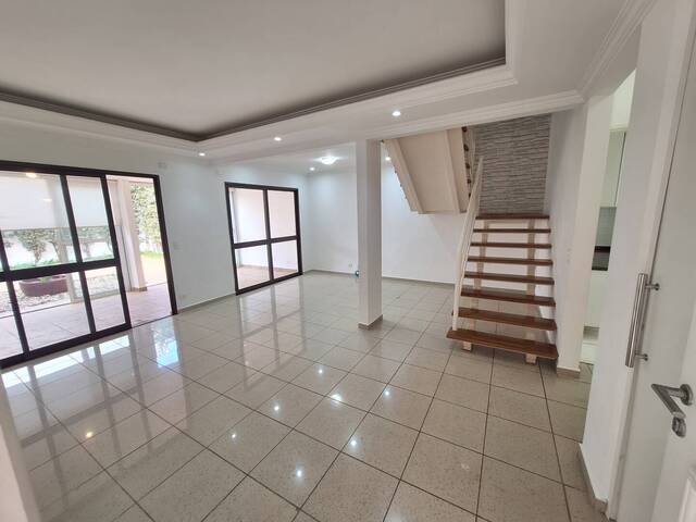 #419 - Casa para Locação em Santana de Parnaíba - SP