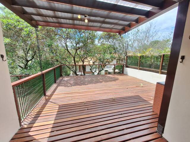 #425 - Casa para Locação em Santana de Parnaíba - SP