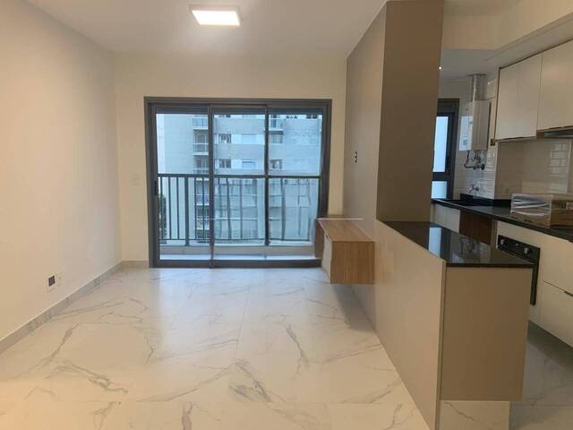 Locação em Alphaville Centro Industrial e Empresarial/Alphaville. - Barueri