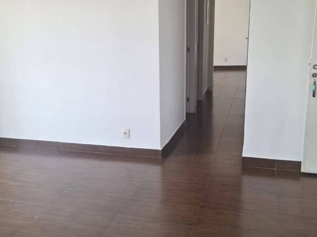#438 - Apartamento para Venda em Barueri - SP