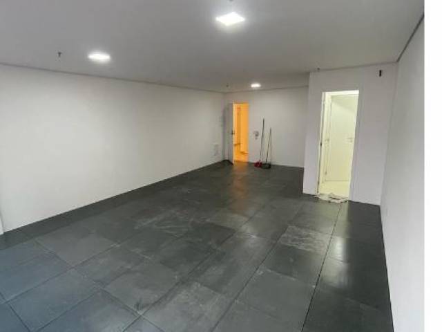 #460 - Sala para Locação em Barueri - SP