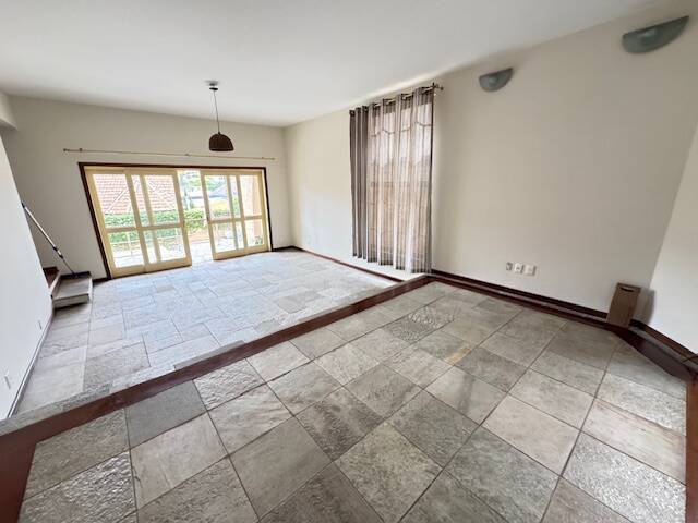 Casa para Locação em Santana de Parnaíba - 3