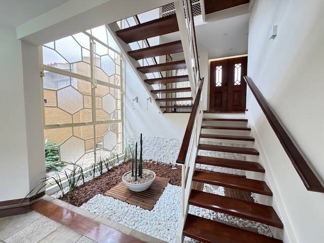Casa para Locação em Santana de Parnaíba - 2