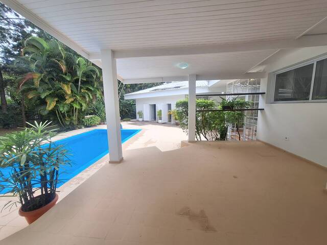 #525 - Casa para Locação em Santana de Parnaíba - SP