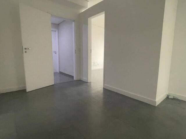 Sala para Venda em Barueri - 2