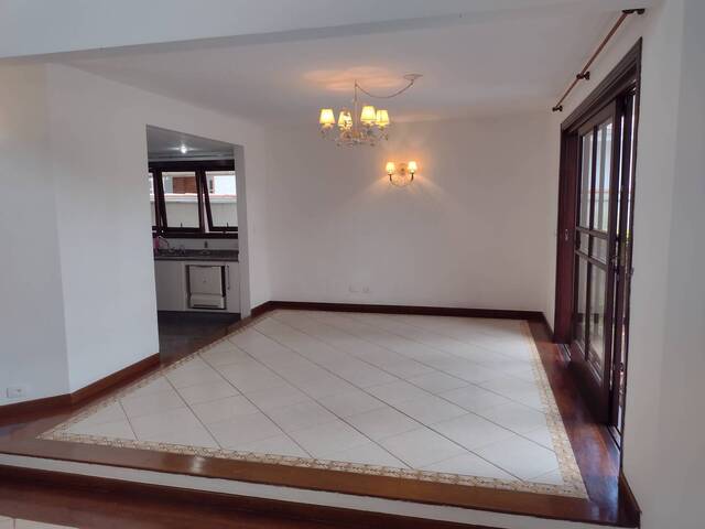 Casa para Locação em Santana de Parnaíba - 3