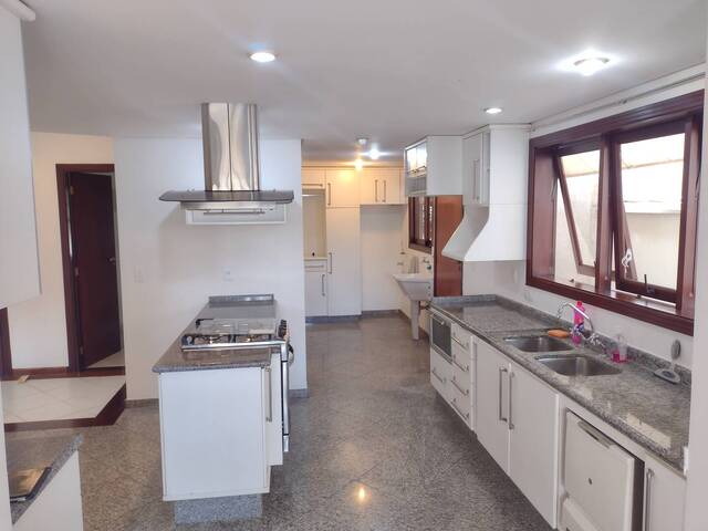 Casa para Locação em Santana de Parnaíba - 4